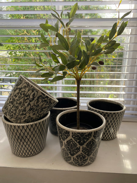 Dutch style Black Indoor or Outdoor Plant Pots